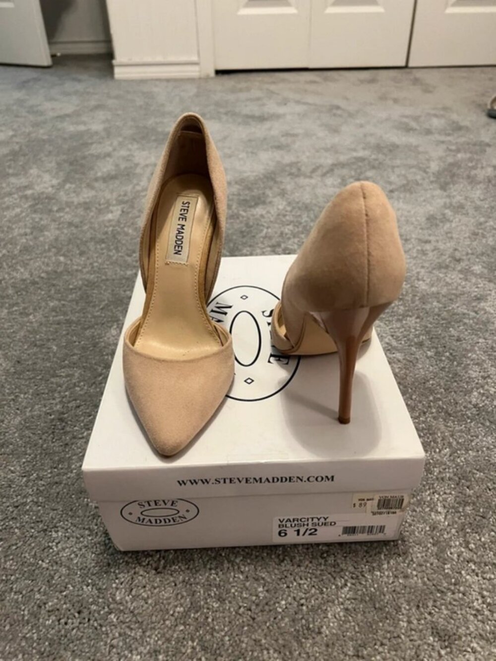 Steve Madden nude pumps